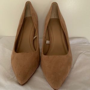 A NEW DAY Closed Toed Pumps